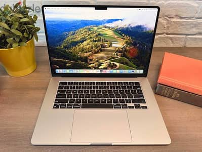 Macbook Air M3 16 GB 1 TERA SSD 100% Battery
