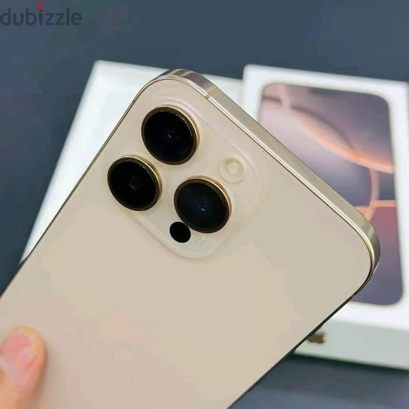 Apple - iPhone 16 Pro Max 3