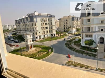 - 3 bed roos villa with prime location for sale in mountain view i city new cairo - hot offer -240 m+40 m roof