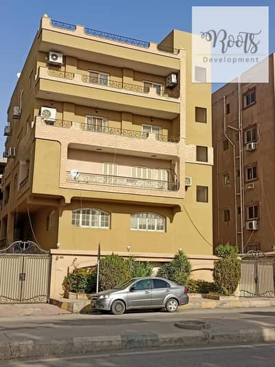 For Sale Fully Finished Residential Building, Ready to Move, Prime Location on Main Street, 7th District, 6th of October City