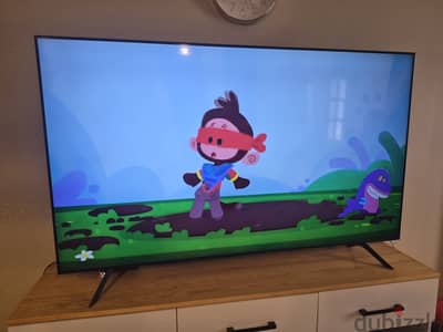 Samsung AU7000 Crystal UHD 4K Smart TV series. 65AU7000UXEG