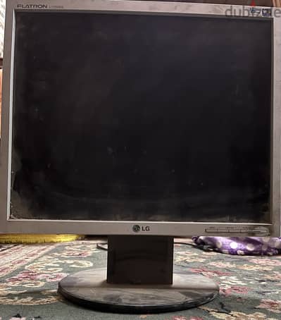 LG Flatron L1750SQ
