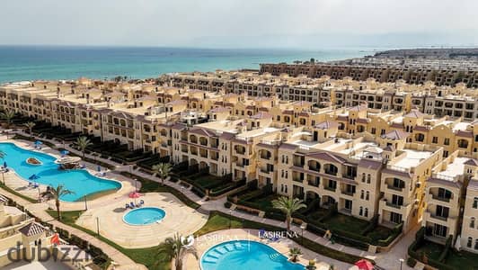 شاليه غرفتين للبيع في العين السخنه بخصم مليون ونص متشطبه بالفرش استلام قريب