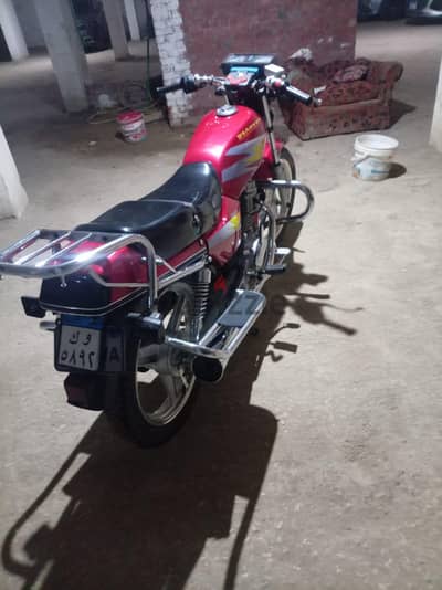 موتوسيكل هوجن 4