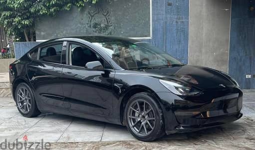 Tesla Model 3 2023