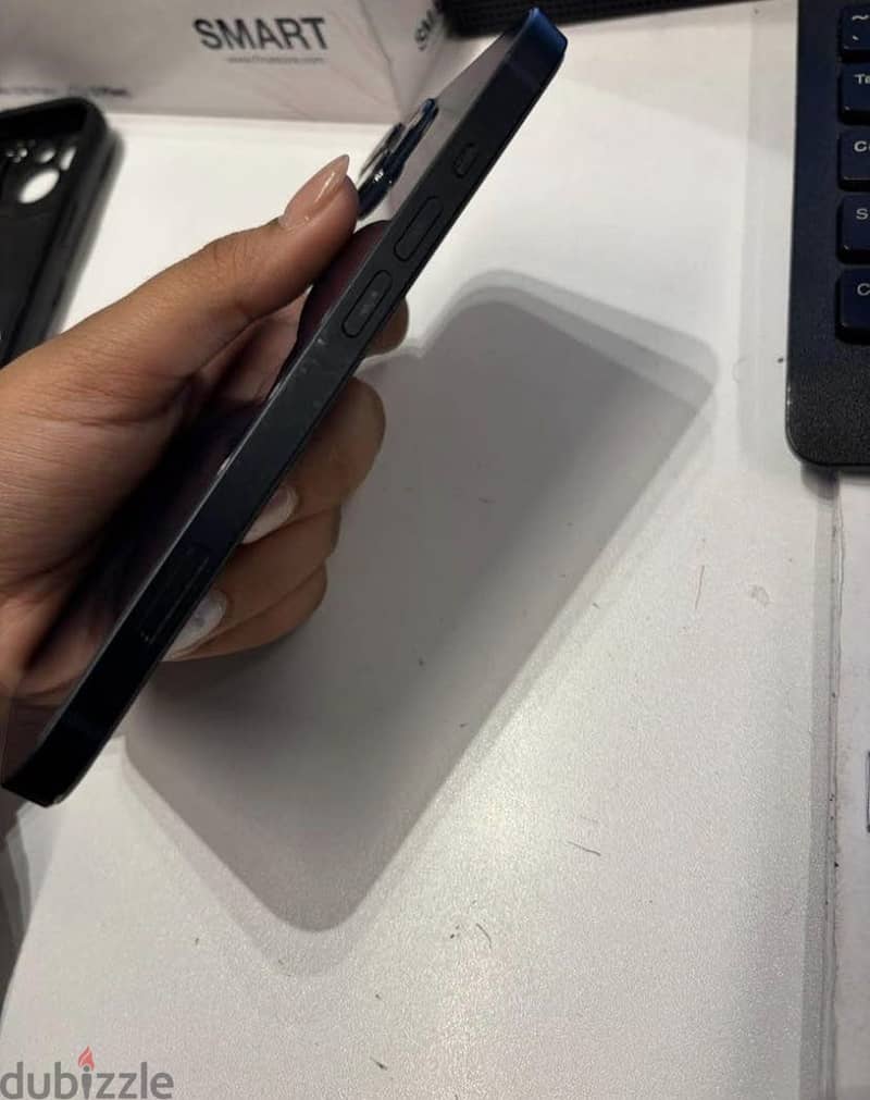 Apple - iPhone 13 1