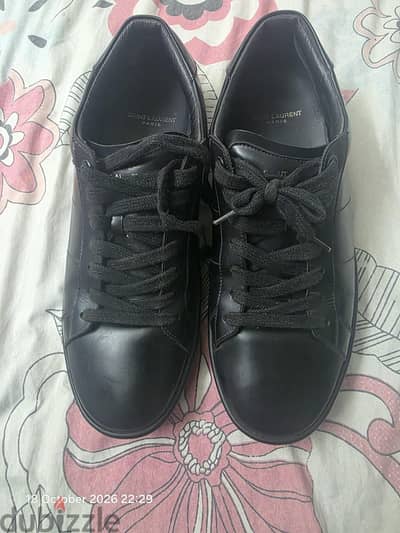 saint laurent sneakers size 43