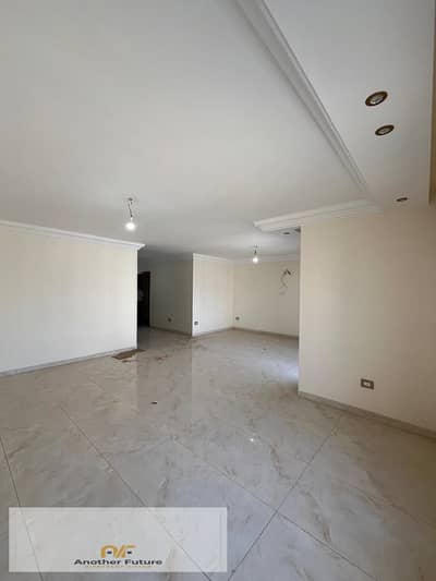 Apartment for rent in the Cairo University compound on Dahshur Link Road – super-lux finish – Sheikh Zayed