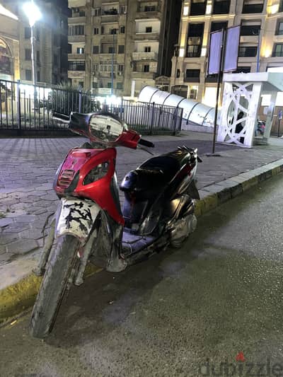 سكوتر سمفوني S بحاله جيده