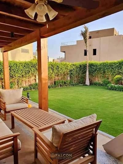 اخر فيلا 220 متر 3 طوابق بخصم 64% , بفيو VIP Luxury تشطيب كامل بفيو بانوراما على اكبر Lake في هليويوبليس الجديده بجوار مطار القاهرة Talala