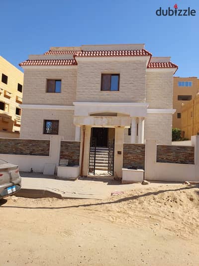 A luxury villa in the premium villa district in Badr City