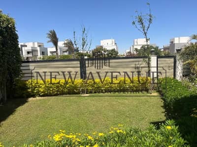 توين هاوس تشطيبات فاخرة جدًا موقع مميزفرصة استثنائية في هايد بارك - Hyde Park compound