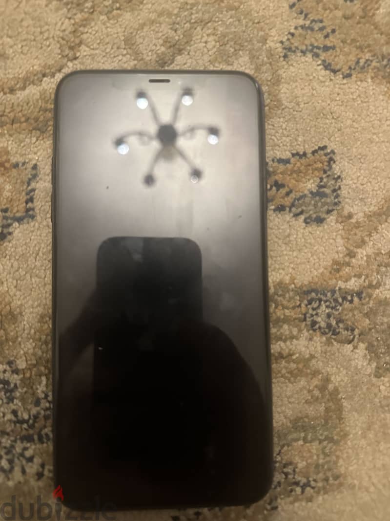 Apple - iPhone 11 Pro Max 2