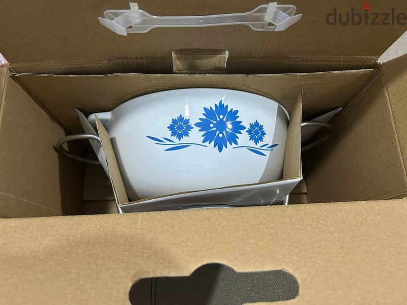 Casserole baking/cooking/serving 3