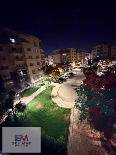 شقة مفروشه حديثة للايجار بمدينتى B10