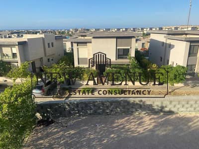 شاليه جونيور علوي للبيع في سوان ليك الساحل الشمالي المرحلة الرابعة  Swan Lake North Coast Phase 4 بإطلالة على البحر والاستلام 2027