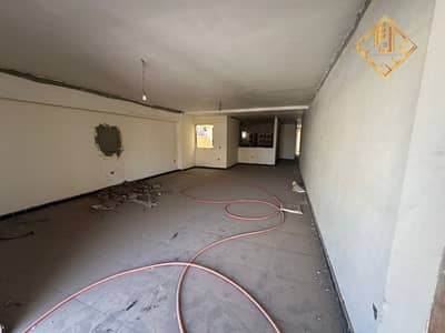 Apartment for sale, finished to a high standard ("super luxe"), in a prime location in Mohandessin.