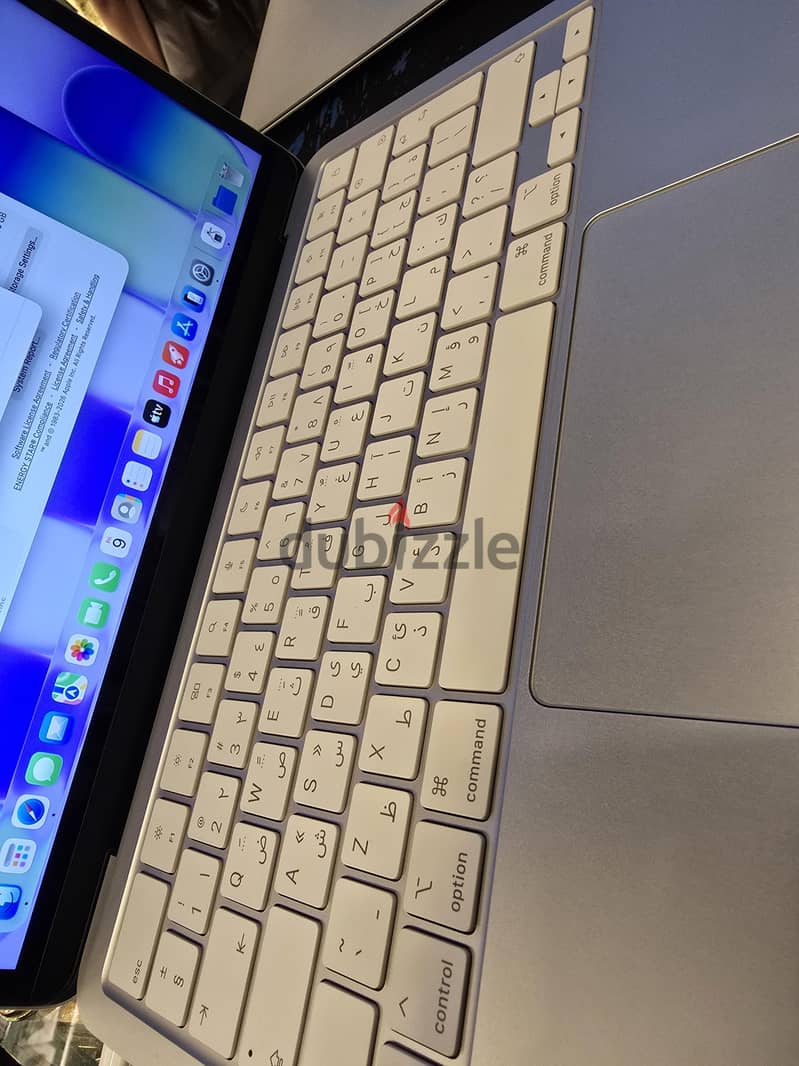 MacBook Neo 1