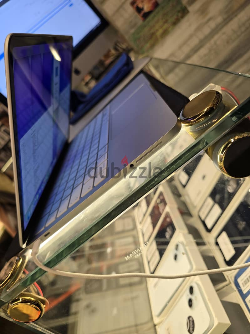 MacBook Neo 5