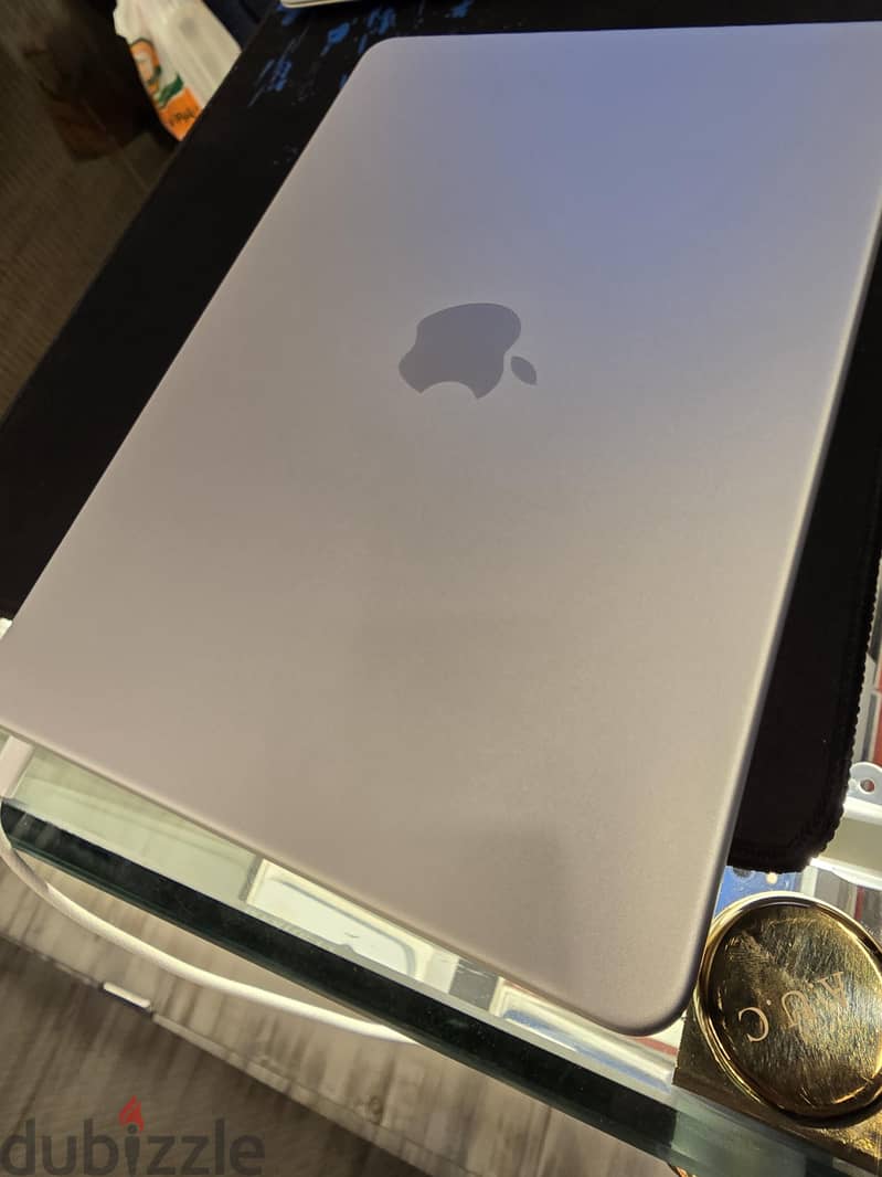 MacBook Neo 6