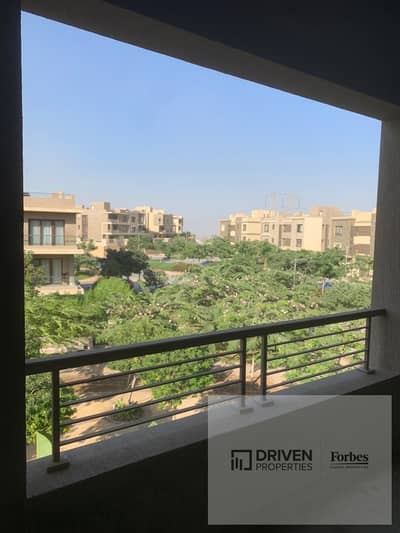 Penthouse for Sale in Pyramids Heights With Open Roof & Private Elevator 6th Of October