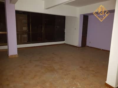 Apartment for sale, finished to a high standard ("super luxe"), in a prime location in Mohandessin.