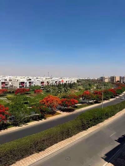 شقة مميزة للبيع في مدينتي B6 – تشطيب فندقي فاخر