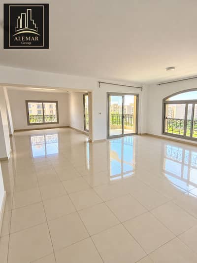 200 meter apartment for sale in Madinaty, open view, unspoiled, steps away from the club