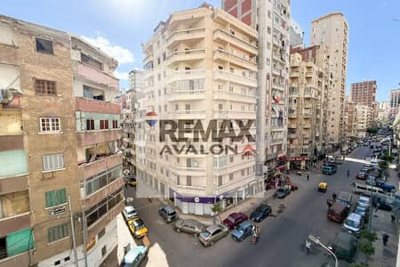 شقة للبيع 95 م سيدي بشر (ش خليل حمادة)