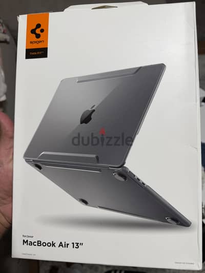 Macbook air case original (Spigen)