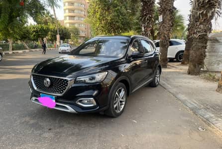 MG HS 2021