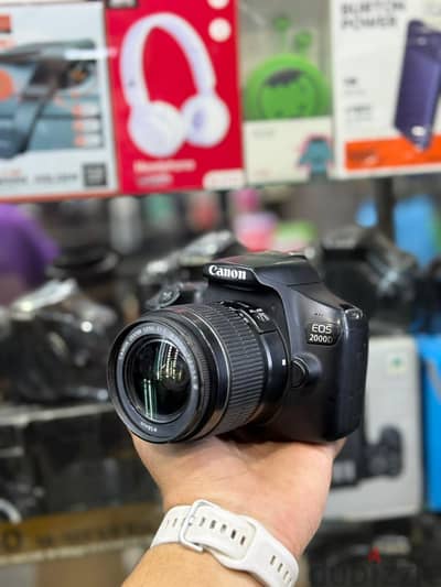 canon 2000d full bakge