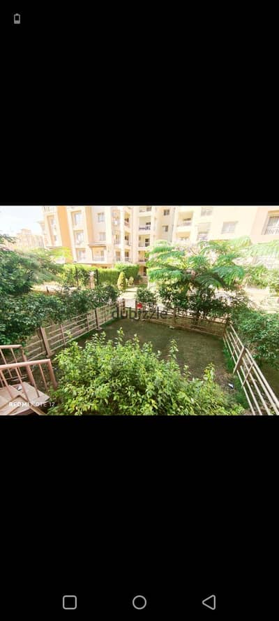 Apartment for sale ground floor with garden in Madinaty at B2 for a very special price