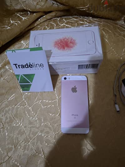 للبيع IPhone SE 2016 + ضمان 3 أيام