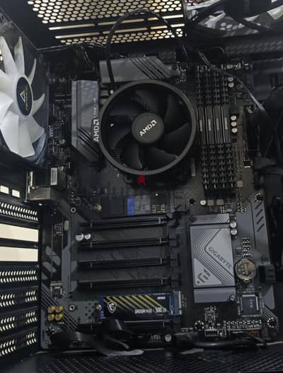 Ryzen5 5600+Gigabyte B550 eagle atx+32GB RAM+PSU antec atom v650