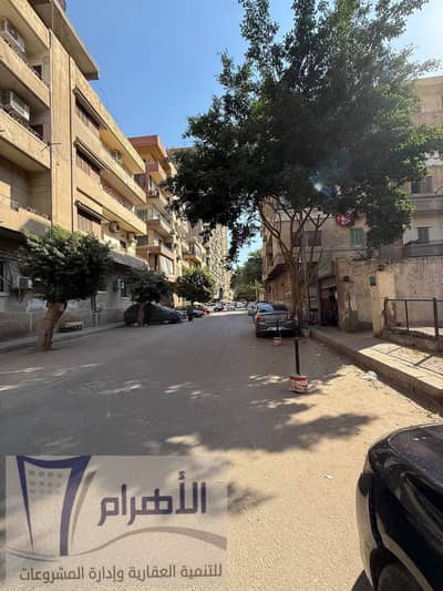 Branching off from Morad Street at Giza Square