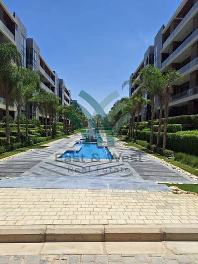 شقة فيو مميز للبيع برايم لوكيشين بكومبوند الباتيو اوروا-القاهرة الجديدة - patio oro by lavista - new cairoّ| استلام فوري |جاهزة علي السكن | تشطيب راقي