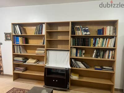 مكتبة قطعتين يمكن فصلهما