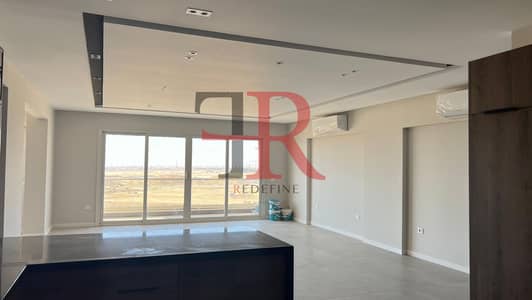 Apartment for rent semi furnished  in mountain view icity new cairo