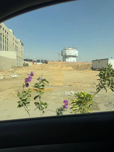 Commercial Land 5,000Meter for Sale At South 90th Street with Permit for 6 floors