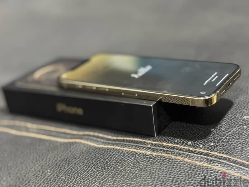 Apple - iPhone 12 3