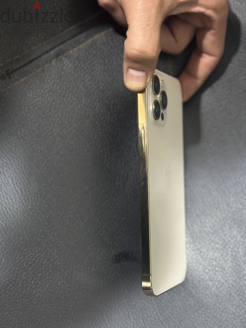 Apple - iPhone 12 5