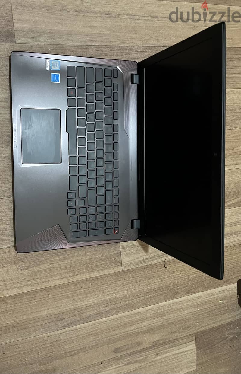 ASUS Gaming 8