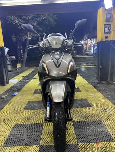 SYM ST 200
