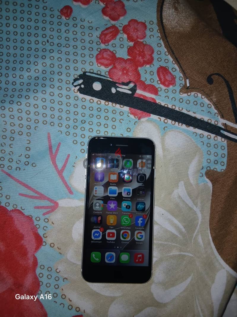Apple - iPhone SE 1