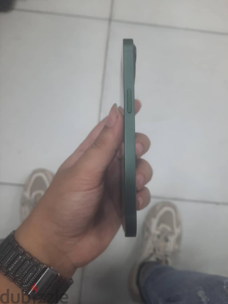 iPhone 13 2