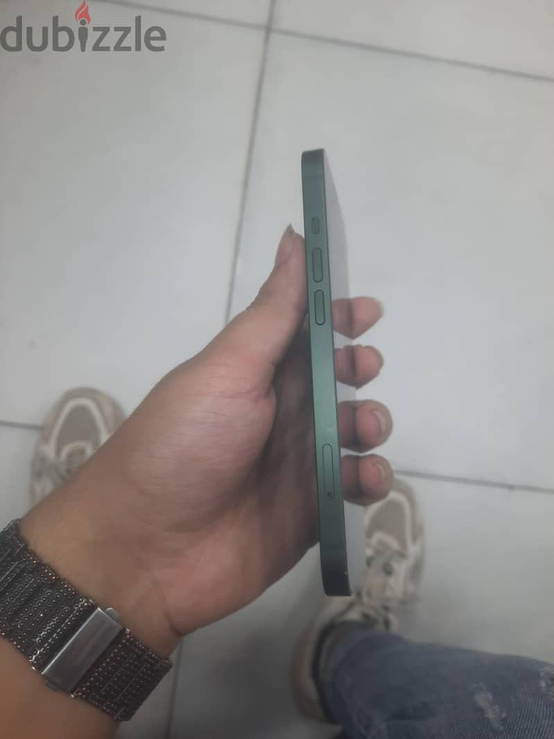 iPhone 13 3
