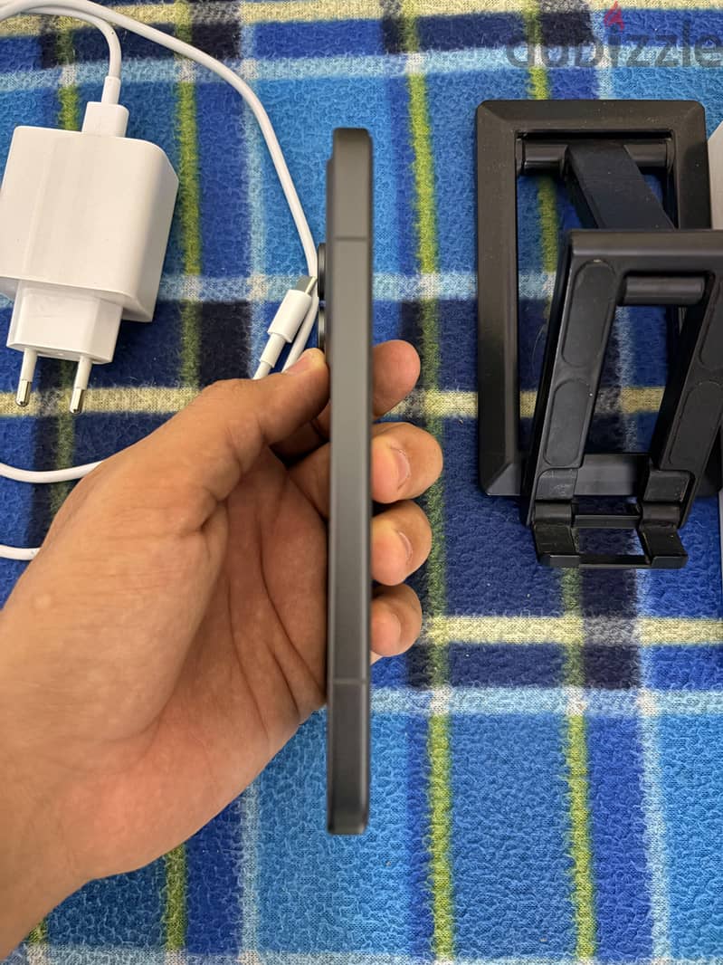 Honor 600 1