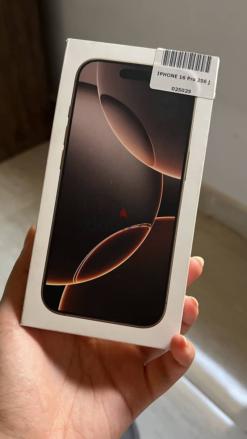 Apple - iPhone 16 Pro 1