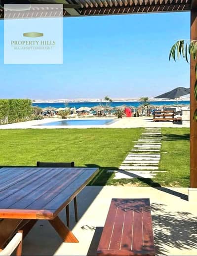 For sale, a villa due to necessity in the Modon village with a view of the sea on the coast, large area 248m available for cash payment or installments with annual payments. Unit type: Villa Area: 248 meters